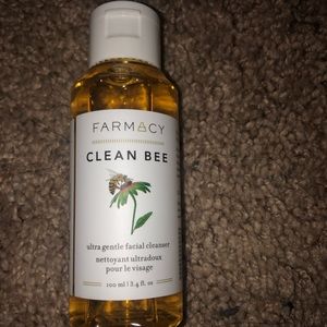 Farmacy Clean Bee facial cleanser